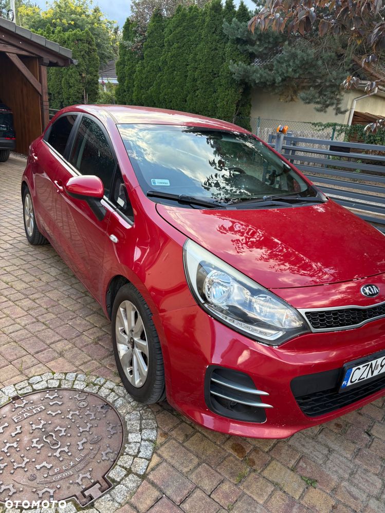Kia Rio - 1