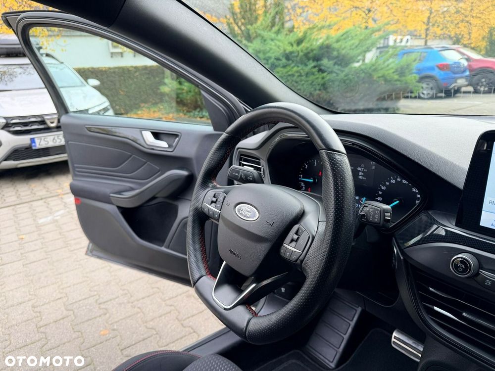Ford Focus - 29