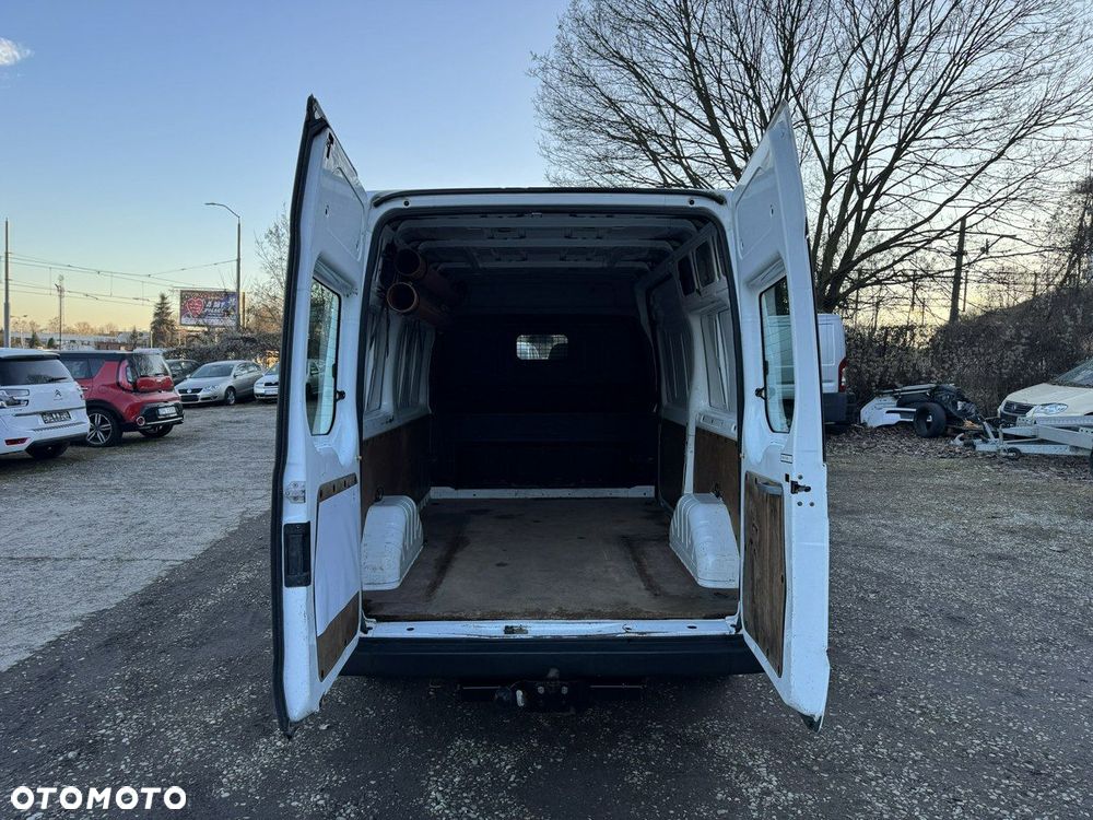 Ford Transit - 26