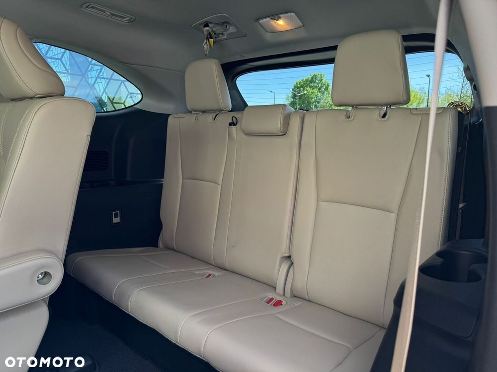 Toyota Highlander - 8
