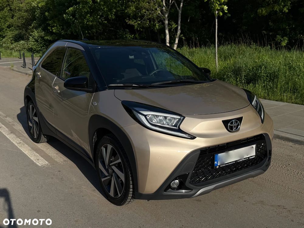 Toyota Aygo X 1.0 VVT-i Executive CVT - 2
