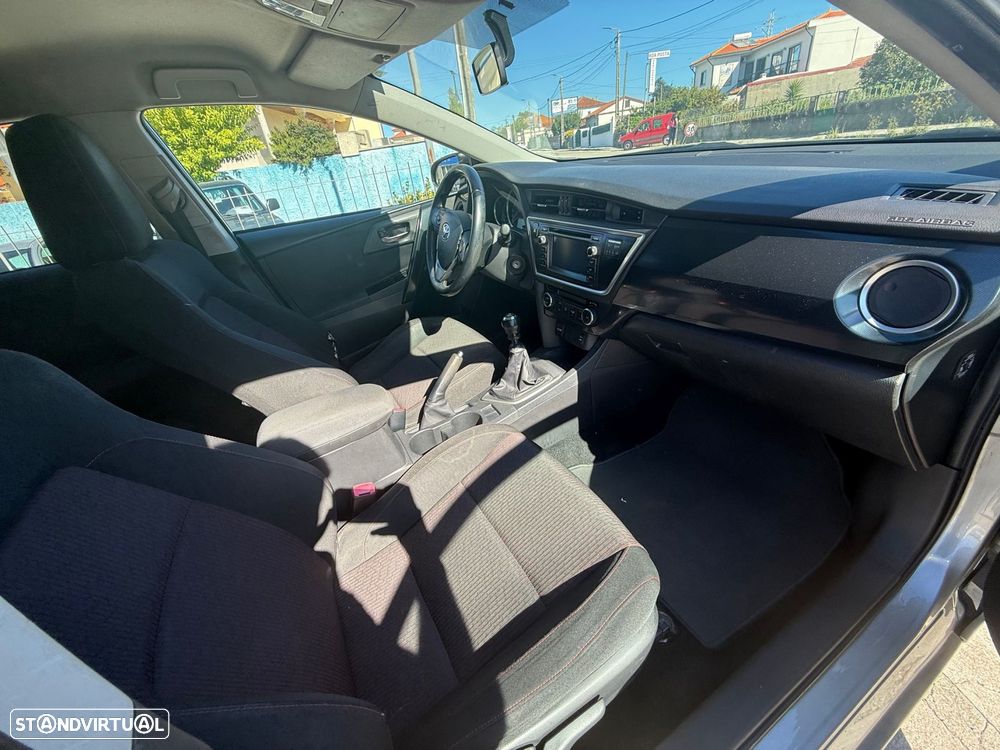 Toyota Auris Touring Sports 1.4 D-4D Active+AC - 18