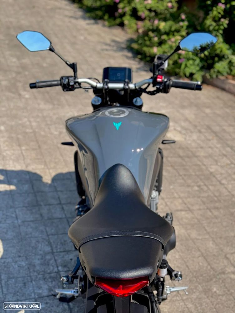 Yamaha MT-09 - 7