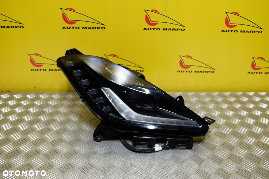CHEVROLET CORVETTE C7 2014-2019 REFLEKTOR LAMPA XENON R USA - 2