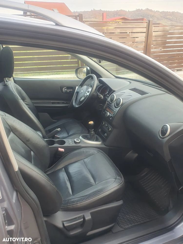 Nissan Qashqai 2.0 DCI 4 x 4 DPF tekna - 6