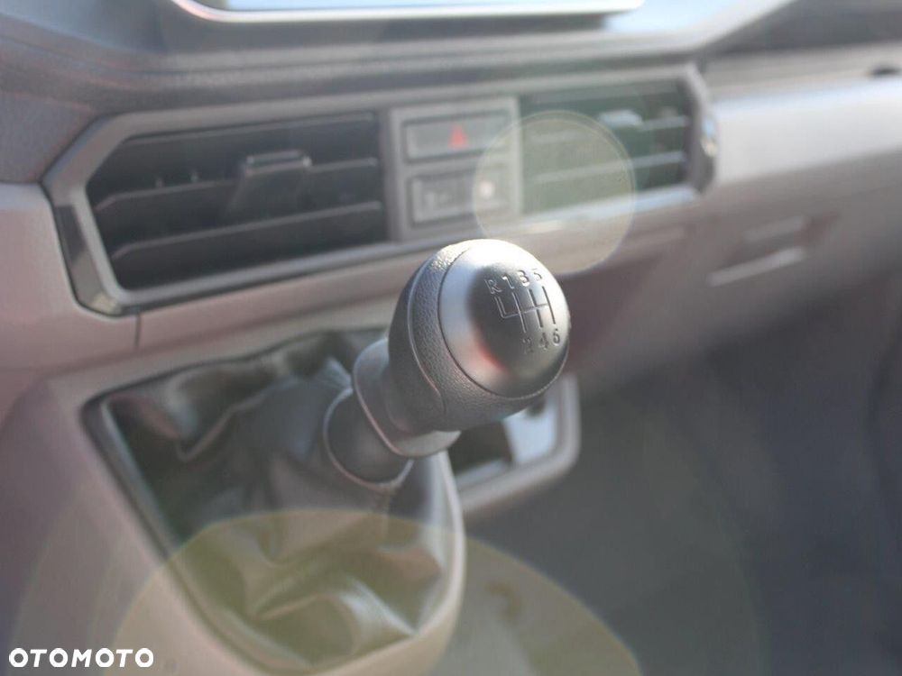 Volkswagen Crafter - 17