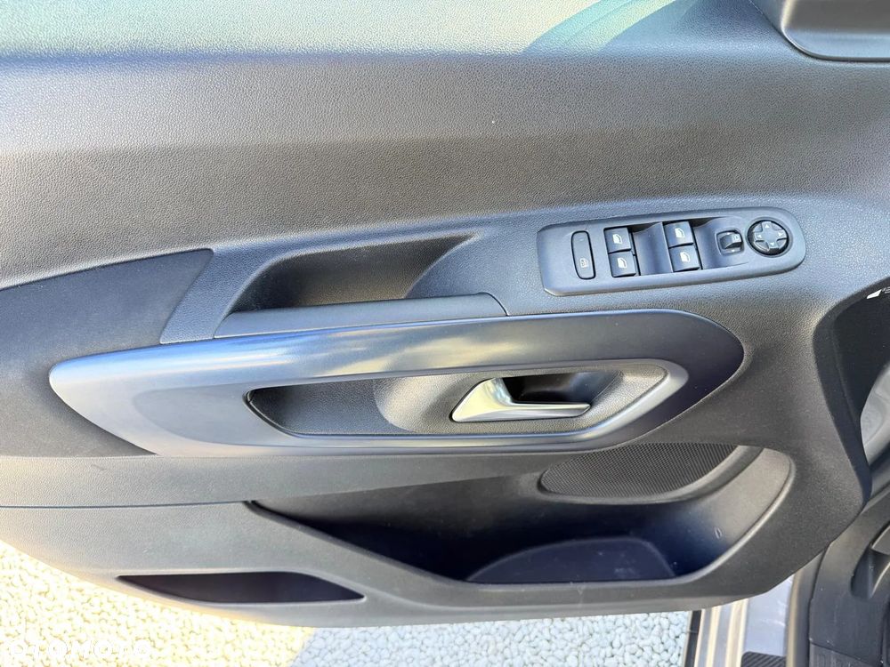 Peugeot Rifter 1.5 BlueHDI Active - 19