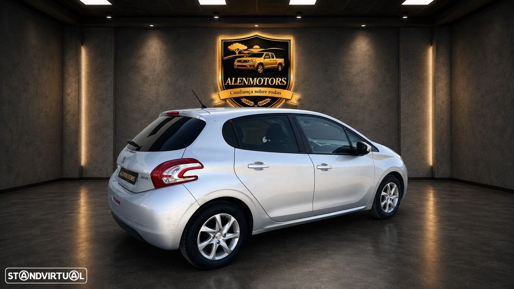 Peugeot 208 1.2 PureTech Active - 5
