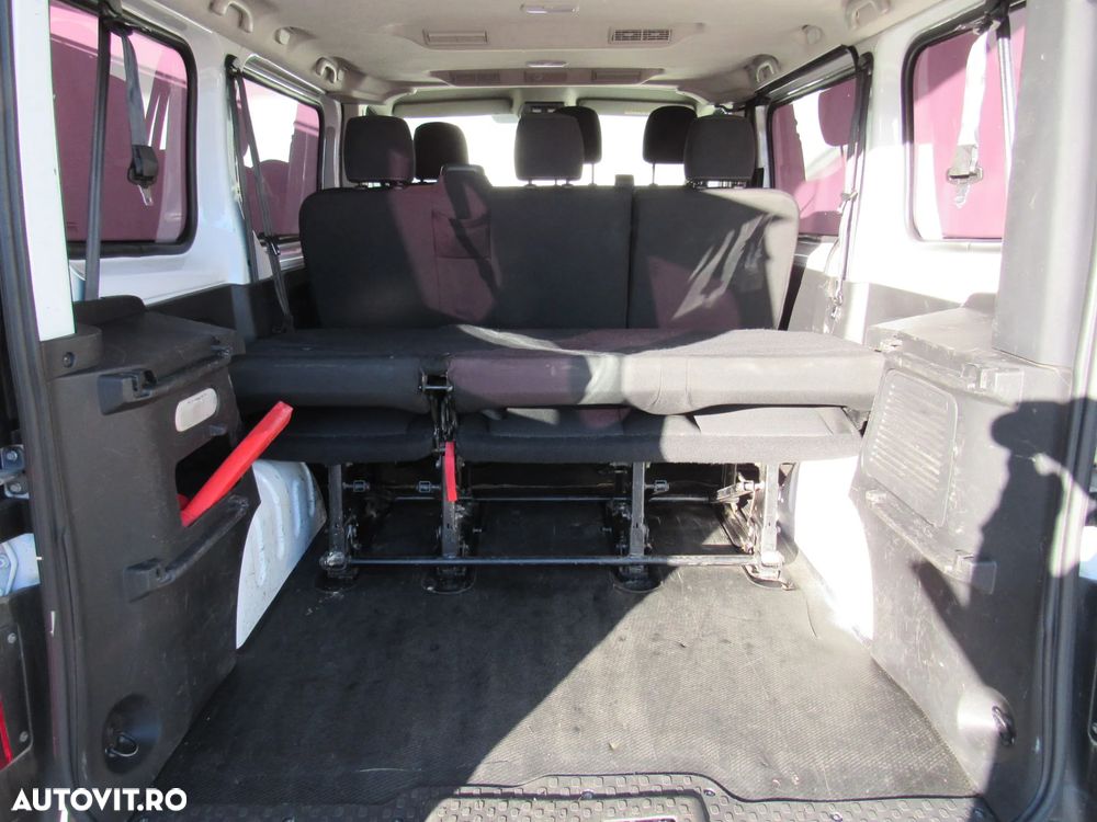 Renault Trafic Combi 2.0 Blue dCi 110 S&S L1 8+1 Life - 9