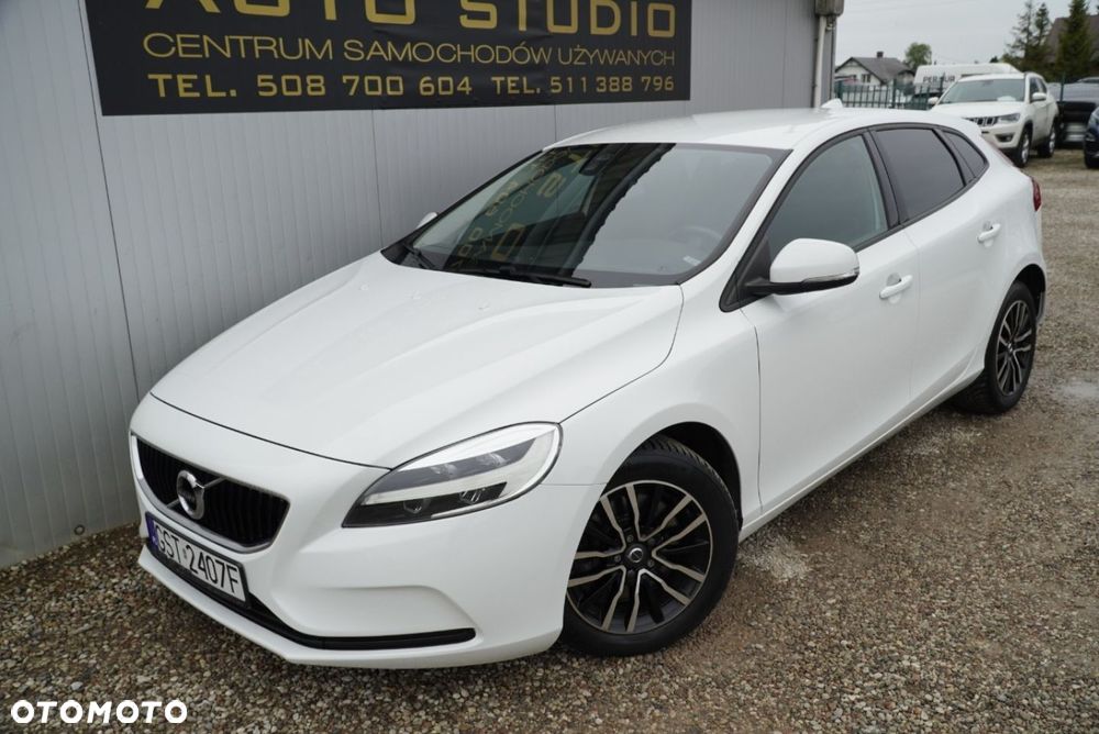 Volvo V40 T2 Geartronic Momentum - 36
