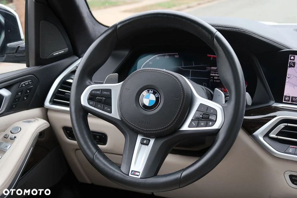BMW X7 xDrive40i - 9