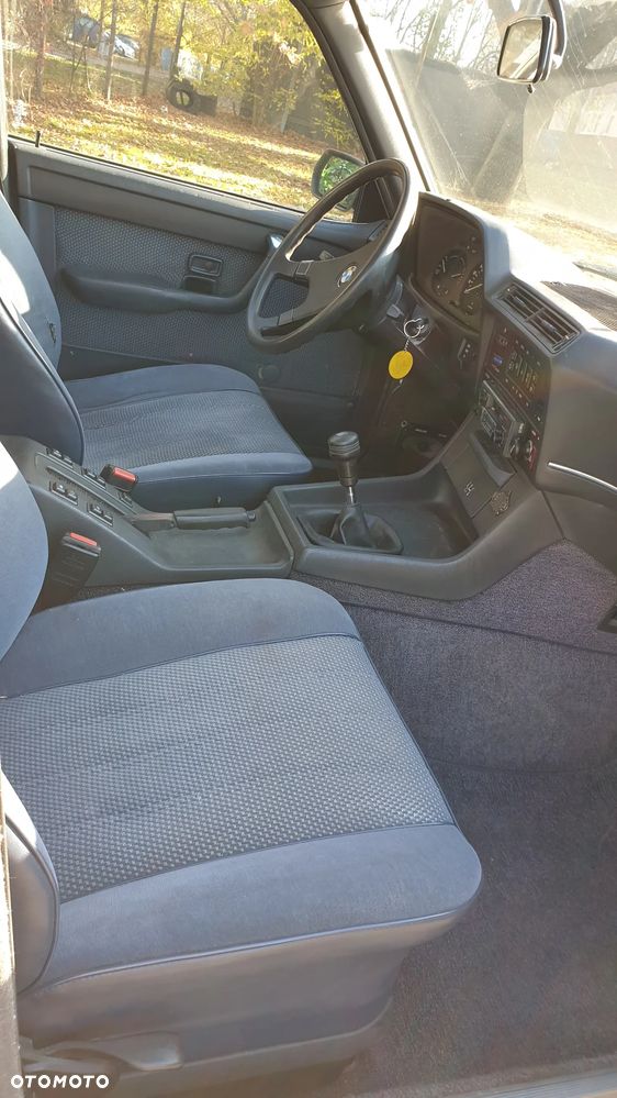 BMW Seria 7 - 28