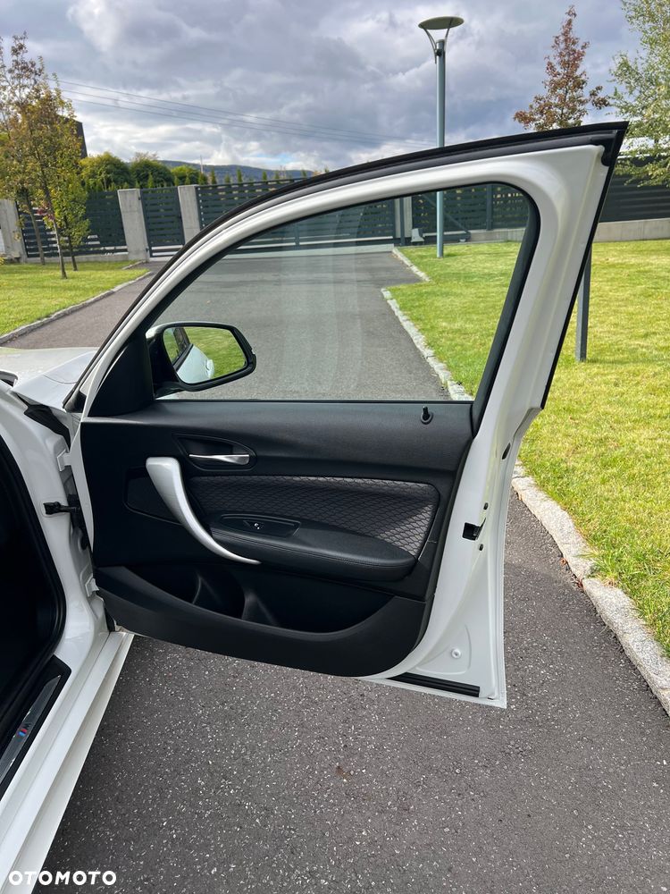 BMW Seria 1 - 16