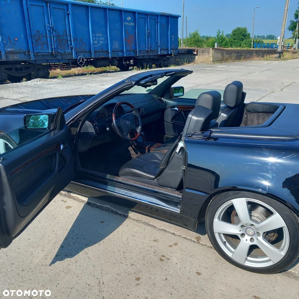 Mercedes-Benz SL - 15