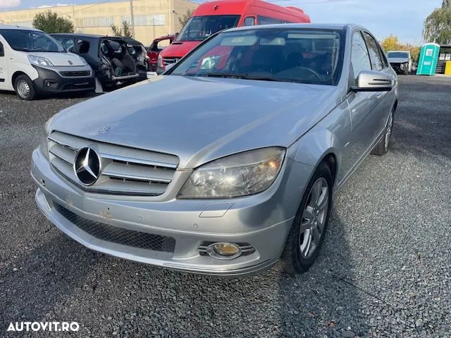 Dezmembrez Mercedes C class W 204 250 cdi 651. 204 cp