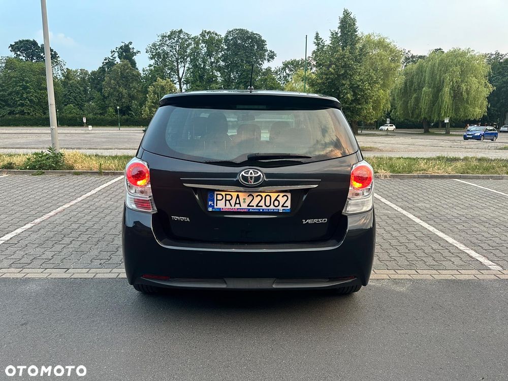Toyota Verso - 7