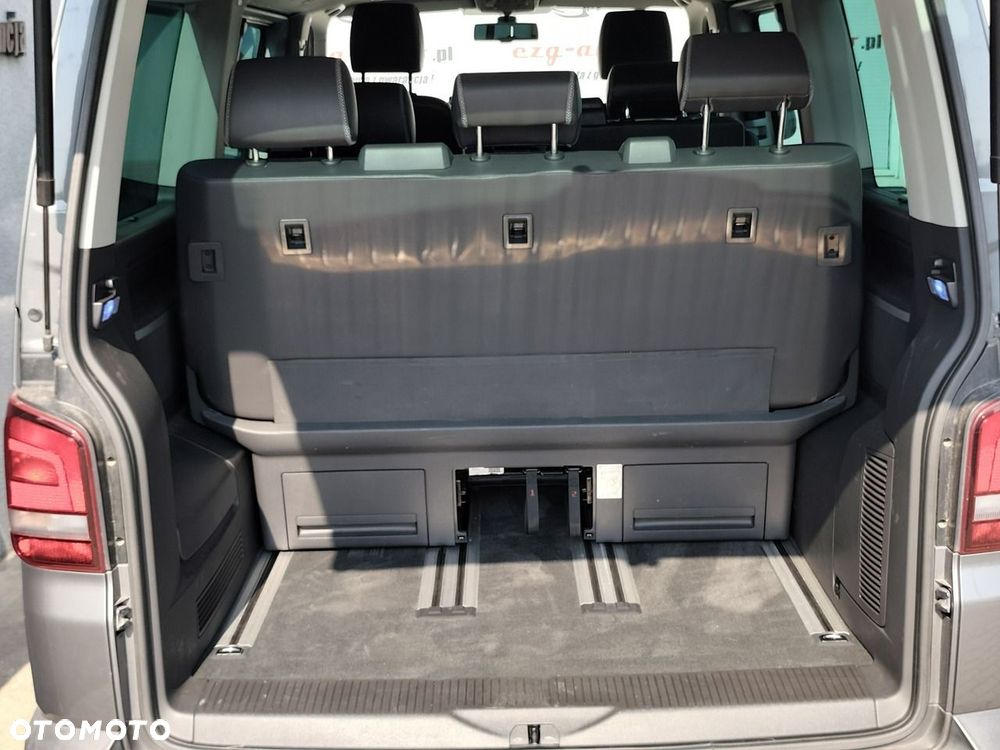 Volkswagen Multivan - 28