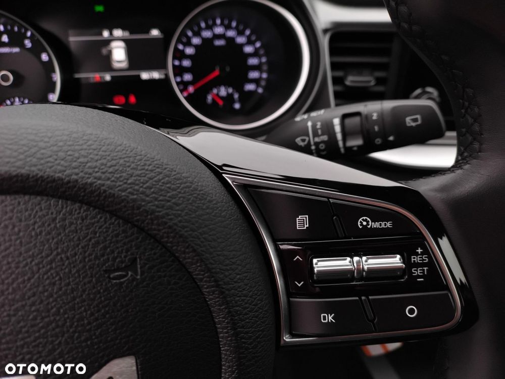 Kia XCeed 1.5 T-GDI M - 15