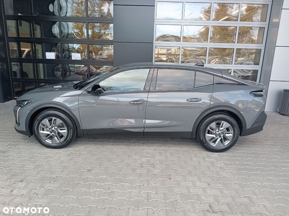 Peugeot 408 - 5