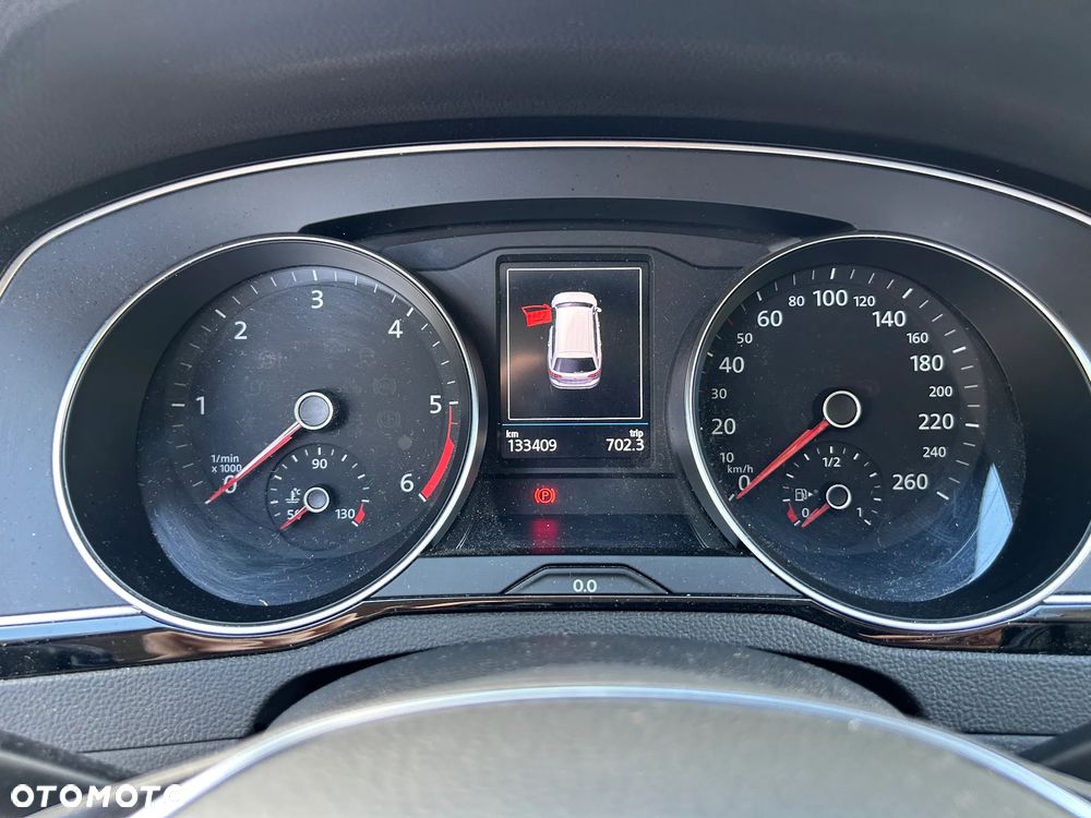 Volkswagen Passat Variant 2.0 TDI SCR Comfortline - 32