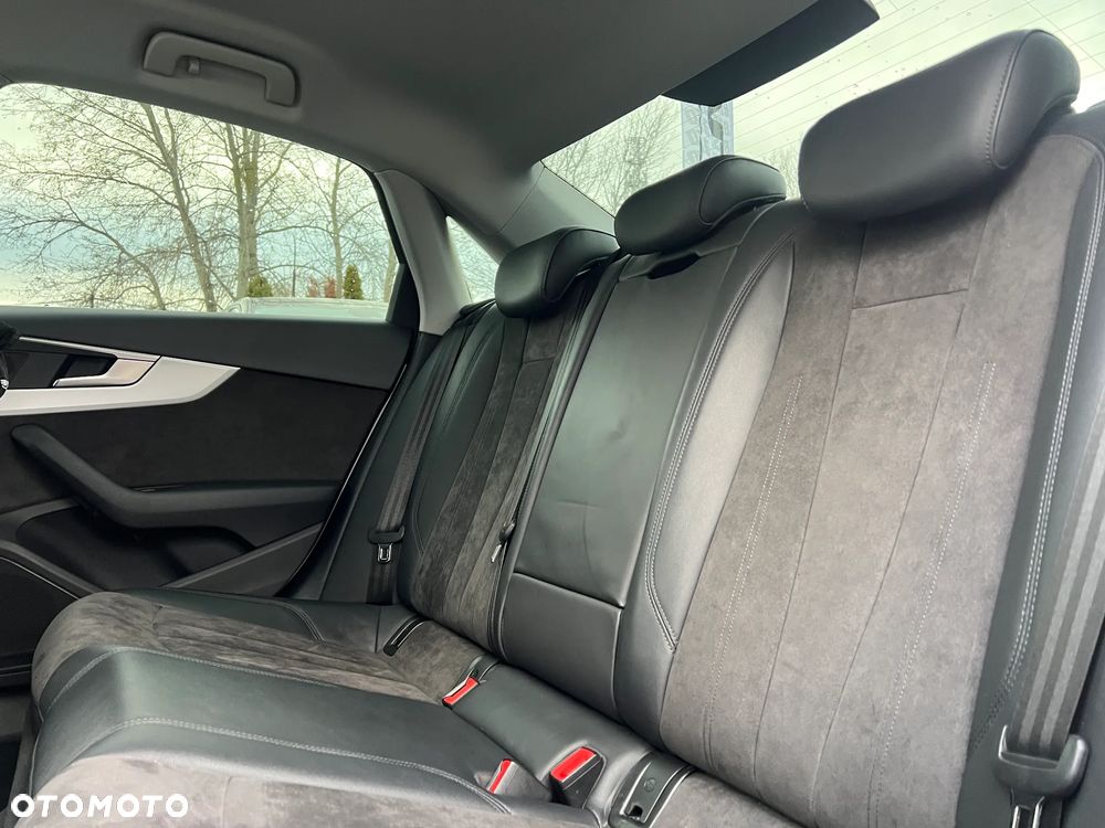 Audi A4 Limousine - 22