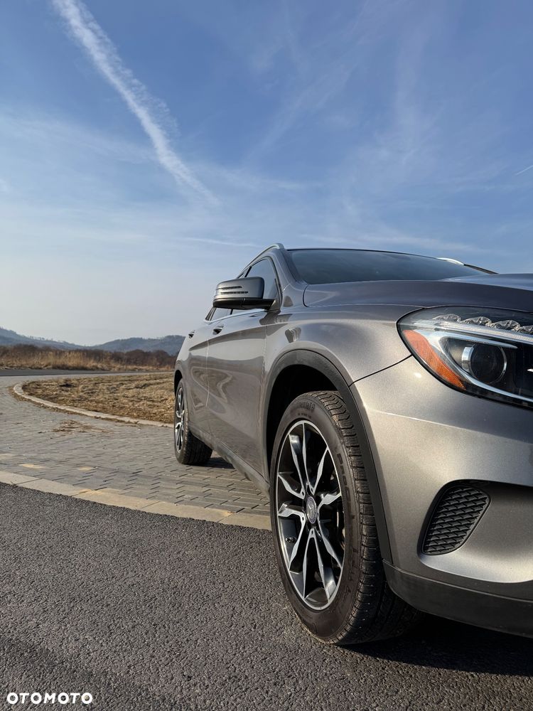 Mercedes-Benz GLA 250 7G-DCT Activity Edition - 34