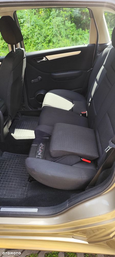 Mercedes-Benz Klasa B 200 CDI - 10