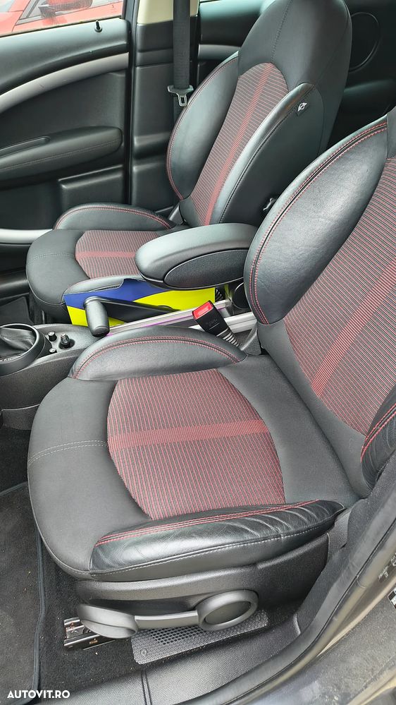 Mini Countryman Cooper D ALL4 AT - 5