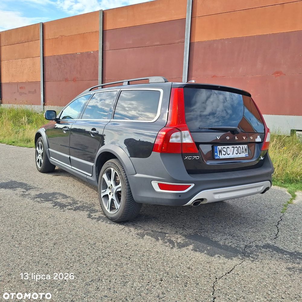 Volvo XC 70 D5 AWD Geartronic Summum - 4
