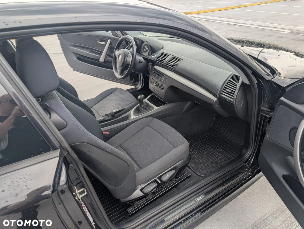 BMW Seria 1 116i - 15