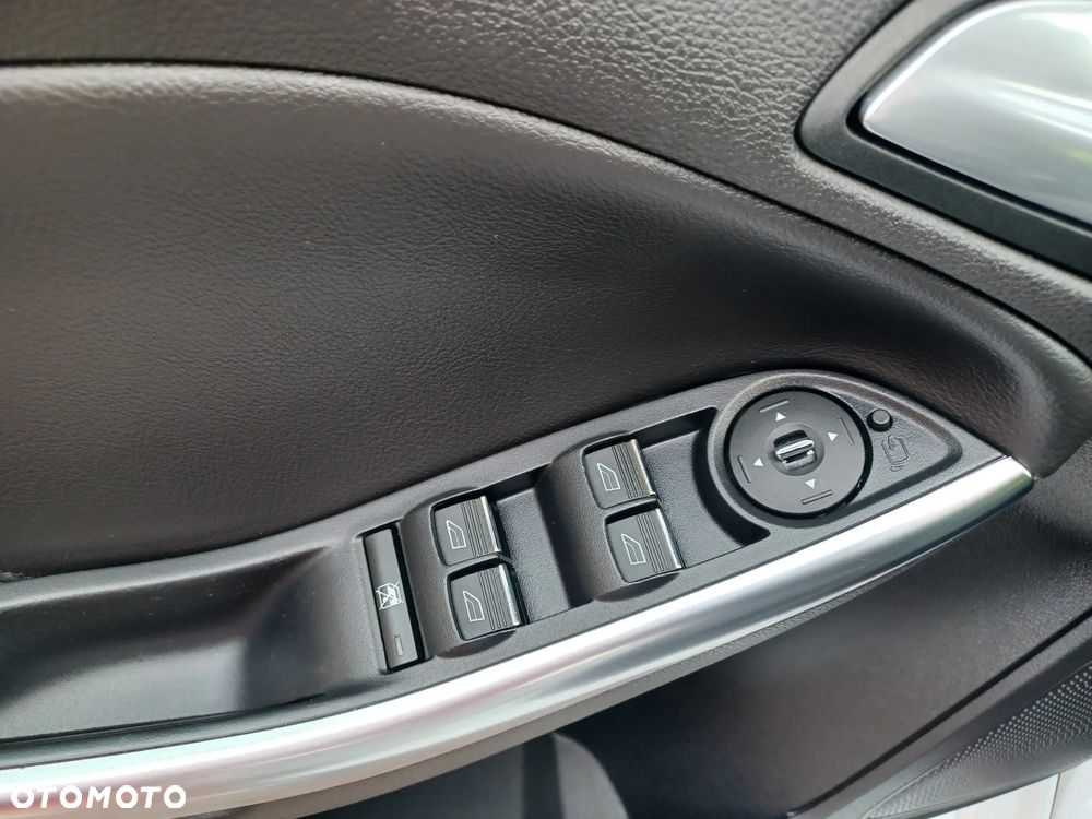 Ford Focus 2.0 EcoBoost ST mit Leder-Sport-Paket - 18