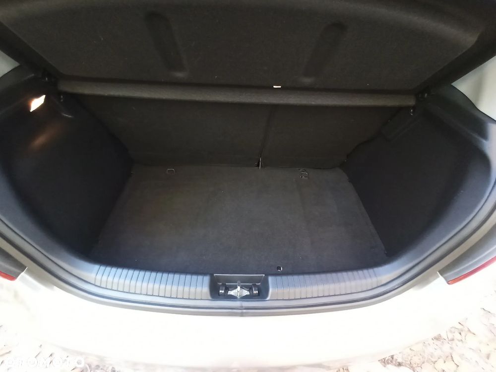 Hyundai i20 1.25 Classic + - 16