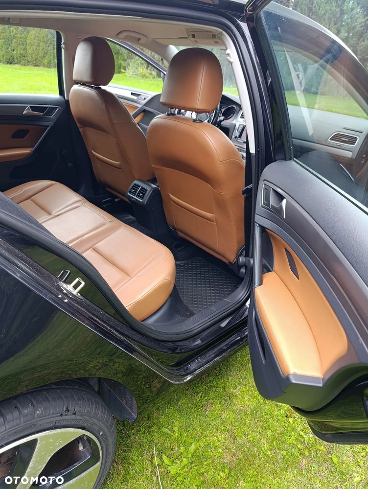 Volkswagen Golf 1.2 TSI Highline - 16