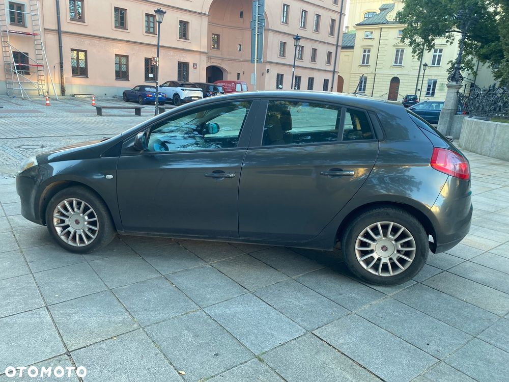 Fiat Bravo - 12