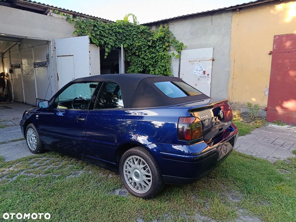 Volkswagen Golf Cabrio - 6