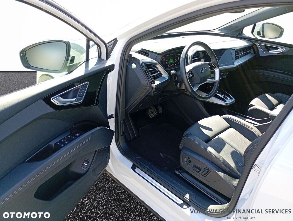 Audi Q4 e-tron - 5