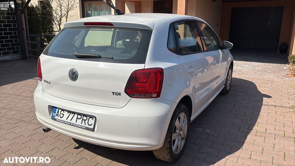 Volkswagen Polo 1.6 TDI DSG Highline - 4