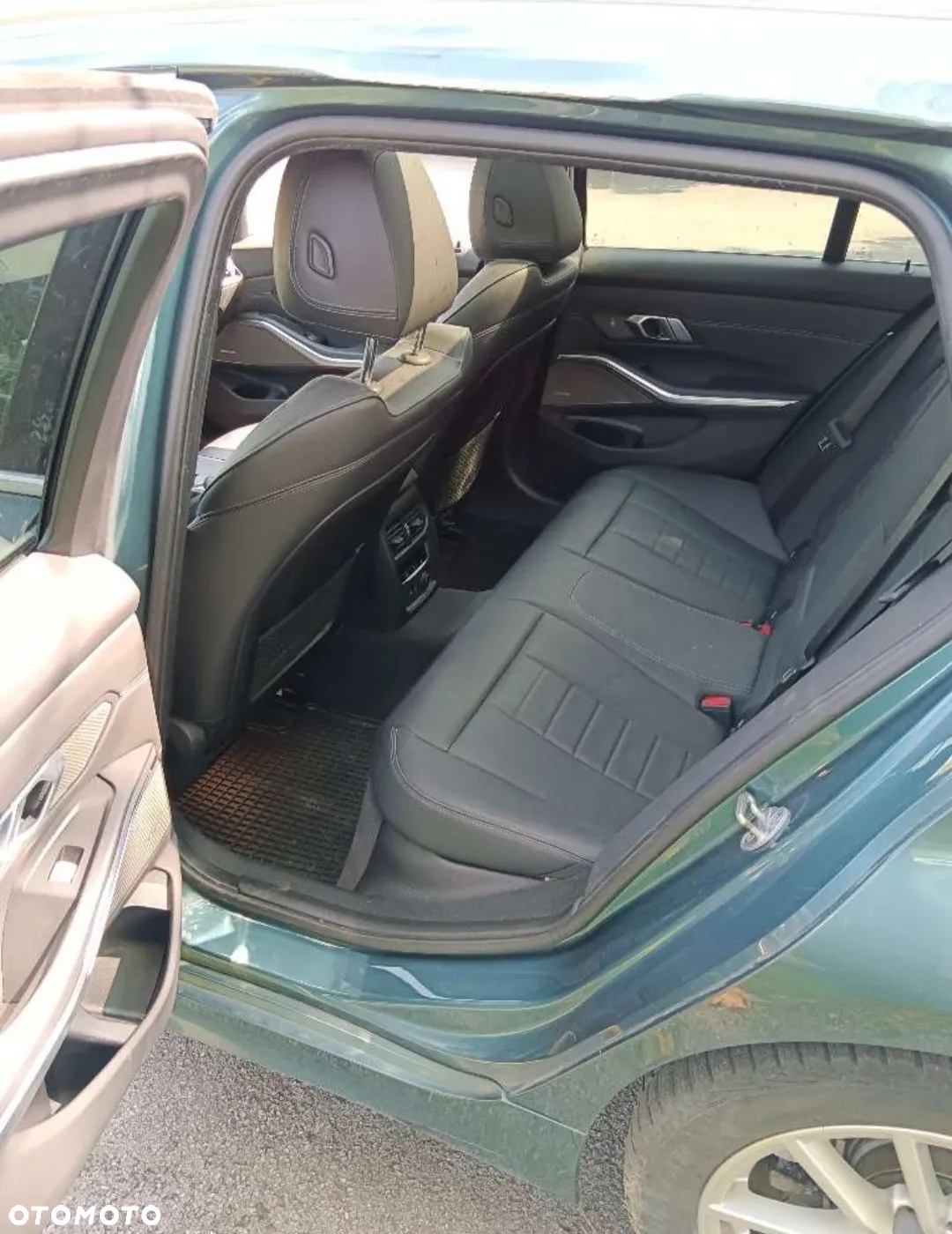 BMW Seria 3 320d Luxury Line - 12