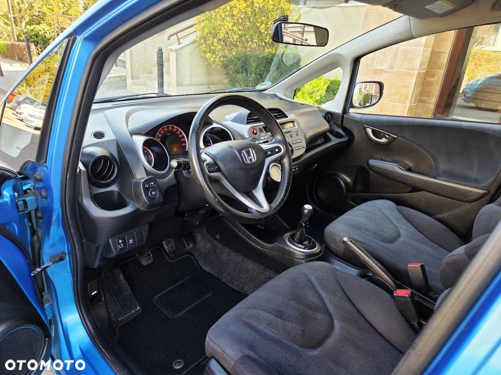 Honda Jazz 1.4 Executive - 26