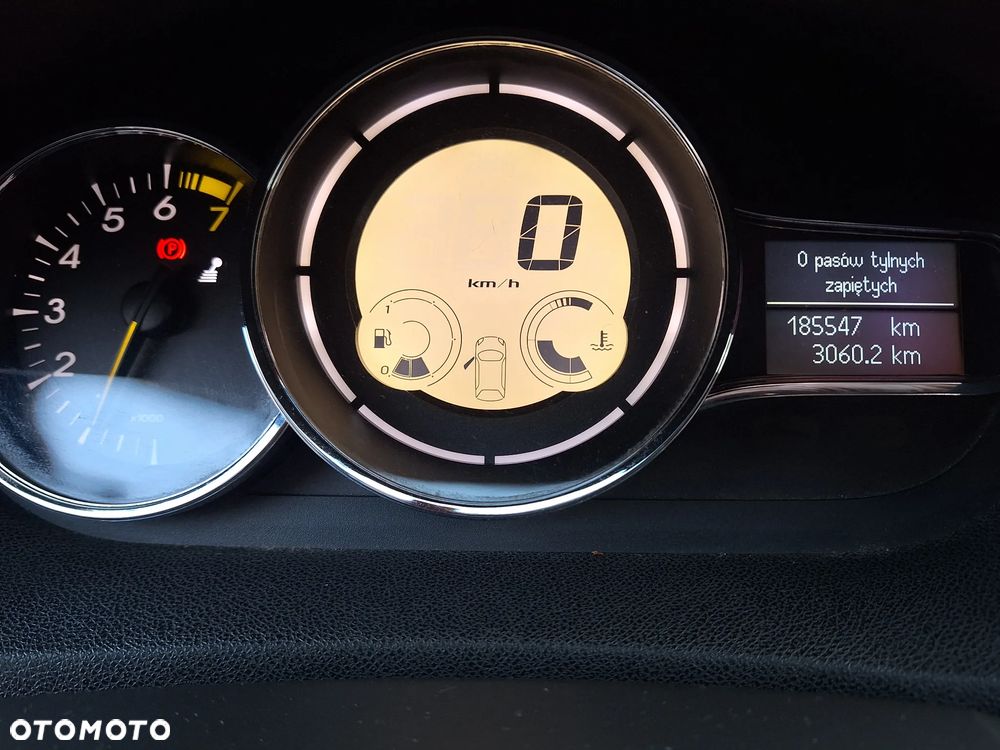 Renault Megane 1.6 16V 110 Dynamique - 19