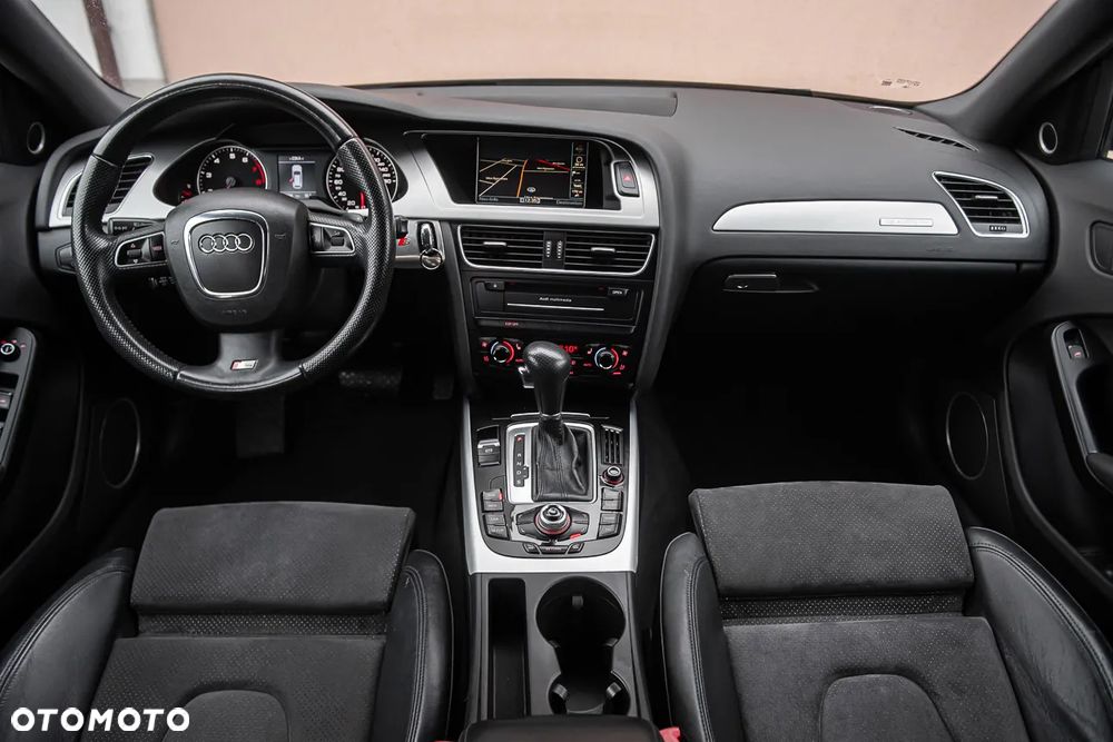 Audi A4 Avant - 16