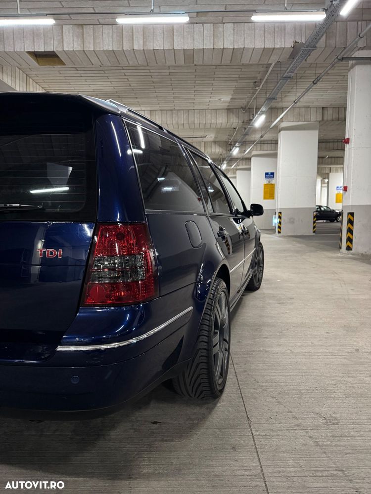 Volkswagen Bora 1.9TDI Highline Aut - 8