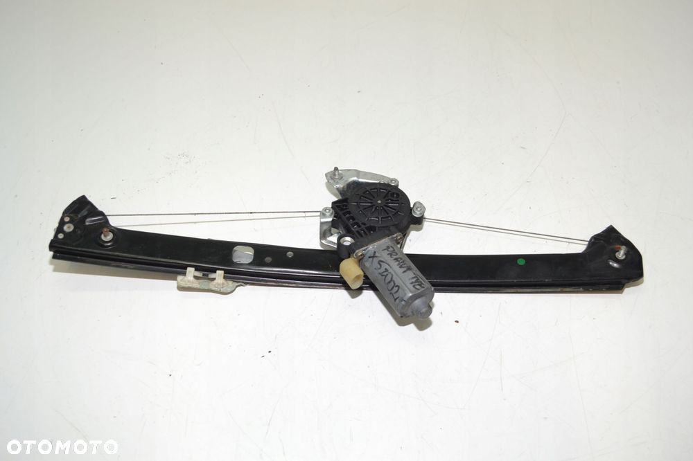 BMW E53 X5 PODNOŚNIK SZYBY PRAWY TYŁ - 1