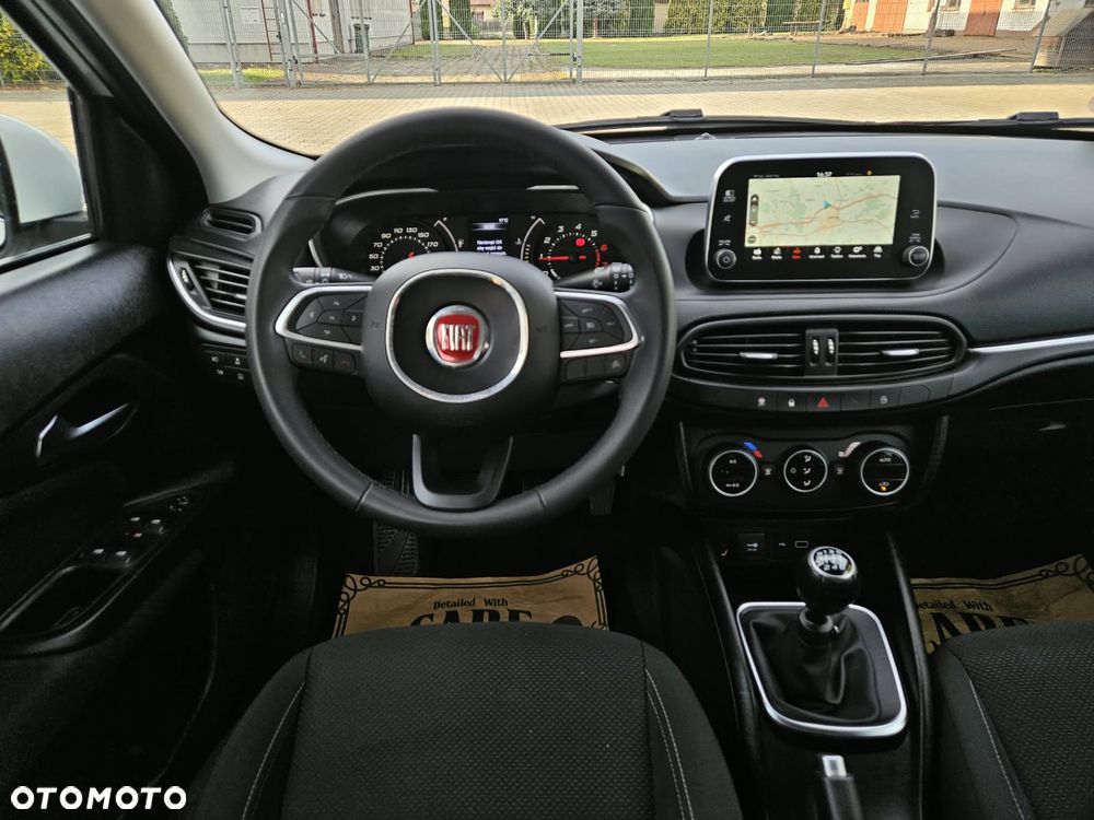 Fiat Tipo 1.4 T-Jet Business Line - 17