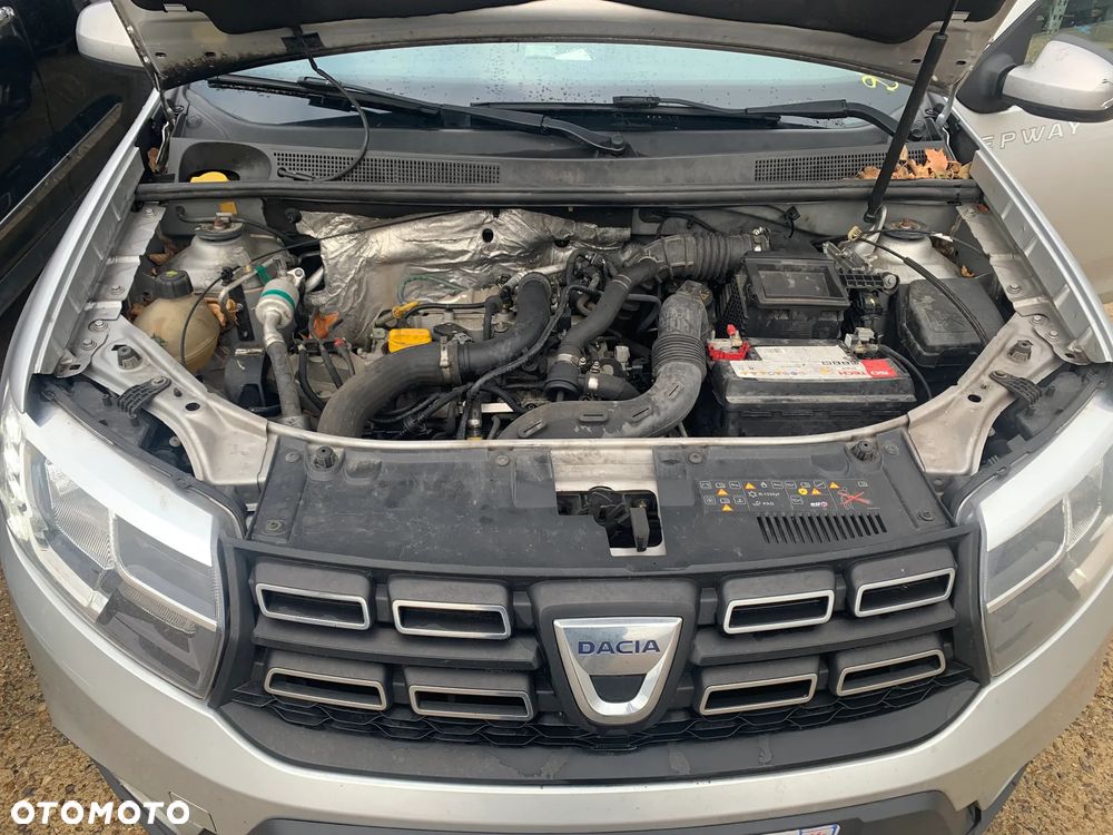 Dacia Sandero Stepway TCe 90 (S&S) Celebration - 2