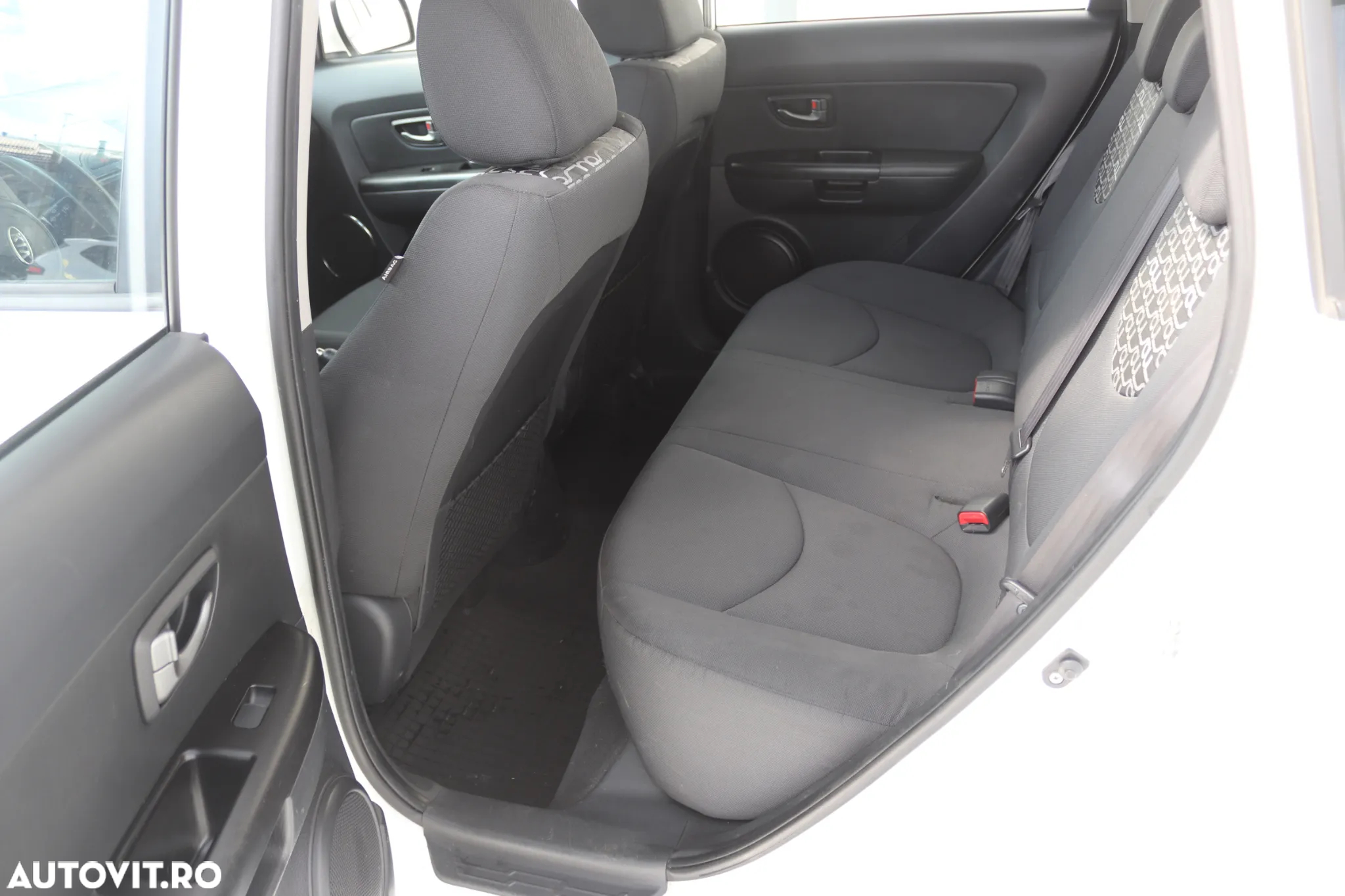 Kia Soul 1.6 DSL Fever - 13
