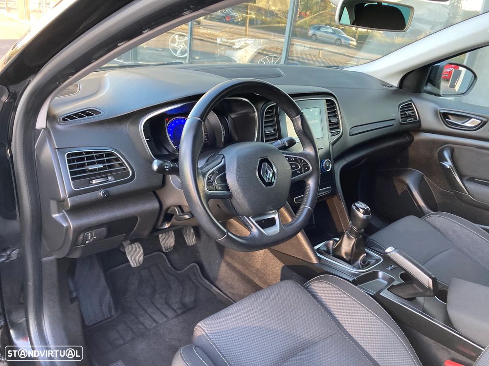 Renault Mégane Sport Tourer ver-1-5-dci-dynamique - 8
