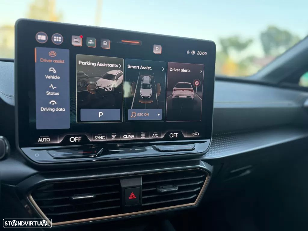 Cupra Leon ST 1.5 eTSI MID DSG - 16