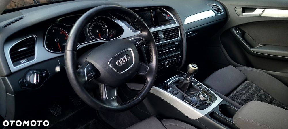 Audi A4 Avant 2.0 TDI DPF Attraction - 10
