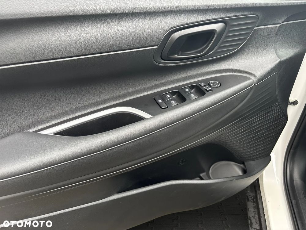 Hyundai Bayon 1.0 T-GDI Smart - 11